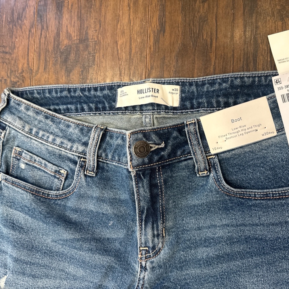 Hollister Women's Classic Blue Boot Cut Jeans